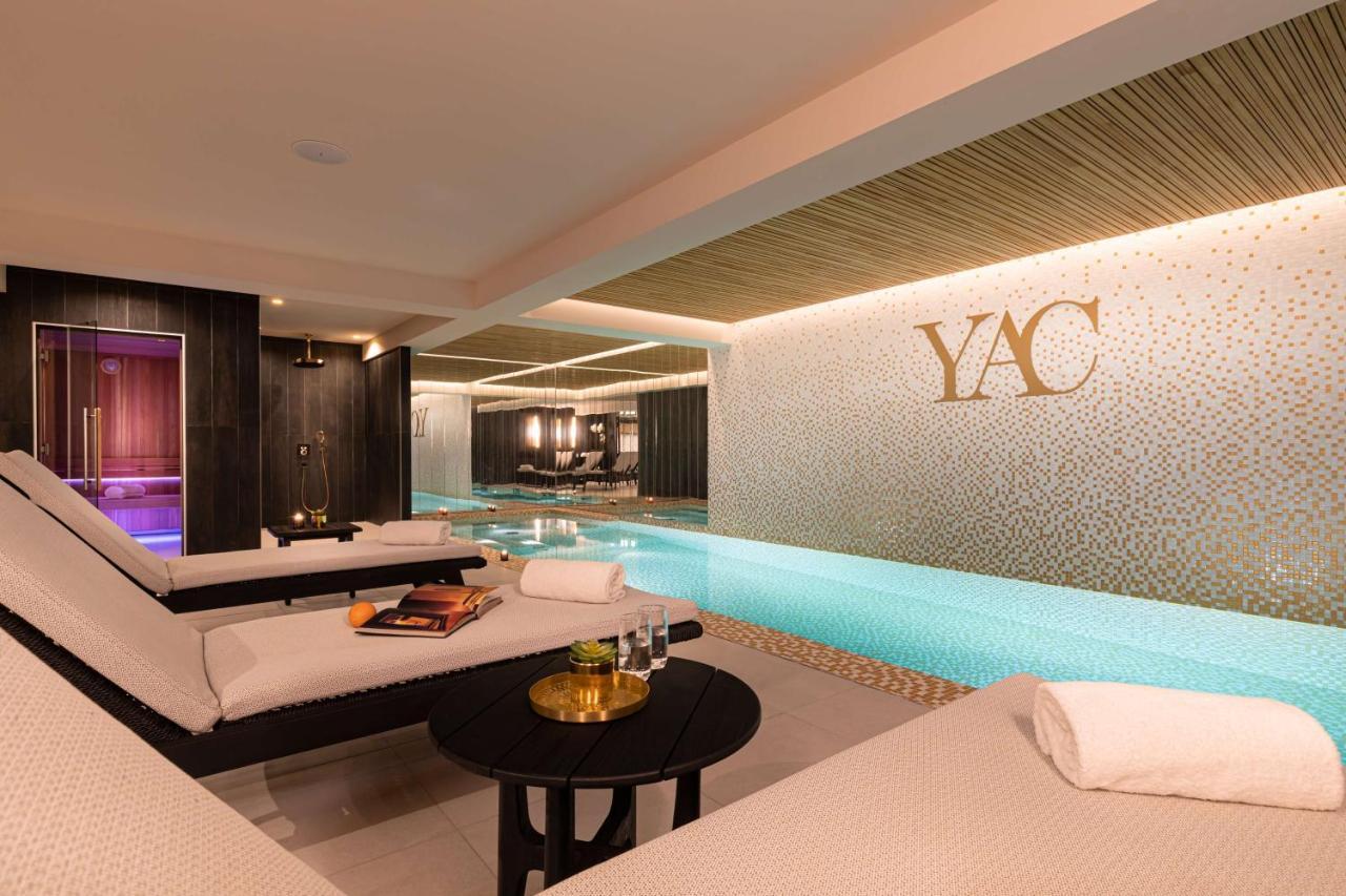 Hotel Yac Paris Clichy, A Member Of Radisson Individuals Buitenkant foto
