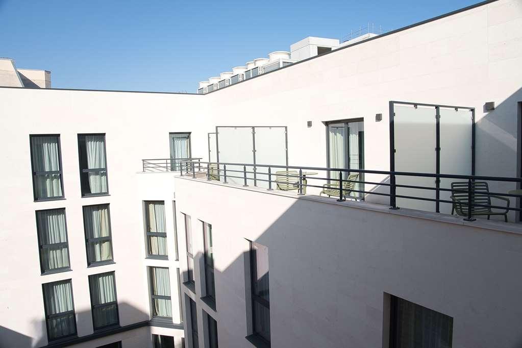 Hotel Yac Paris Clichy, A Member Of Radisson Individuals Buitenkant foto