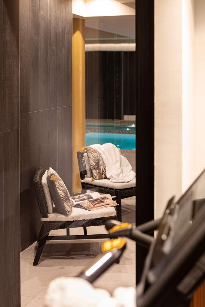 Hotel Yac Paris Clichy, A Member Of Radisson Individuals Buitenkant foto